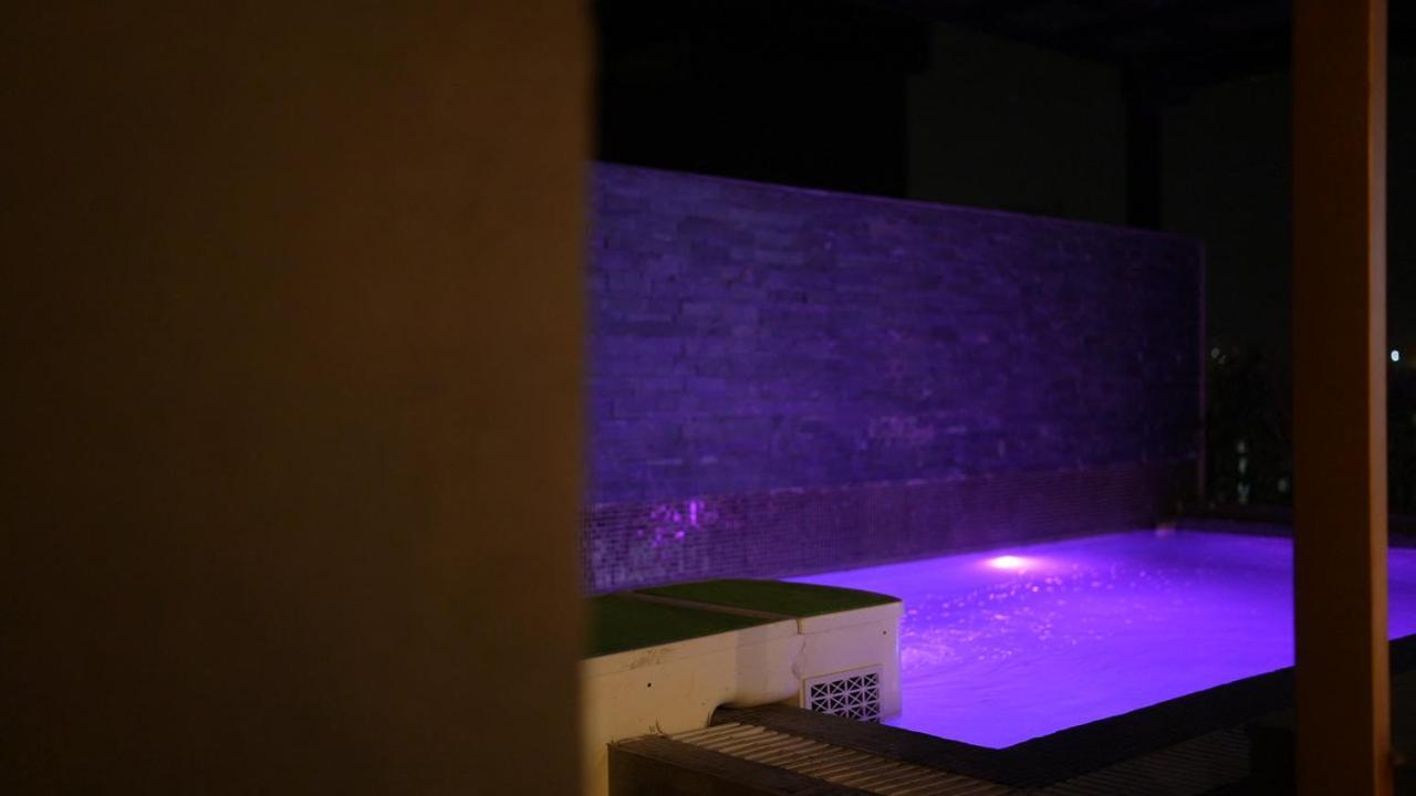 Aquila Grand Suites - Noida Sector 136 Exterior photo