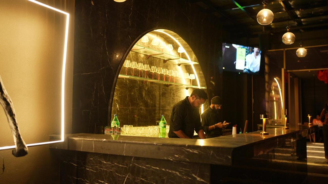Aquila Grand Suites - Noida Sector 136 Exterior photo